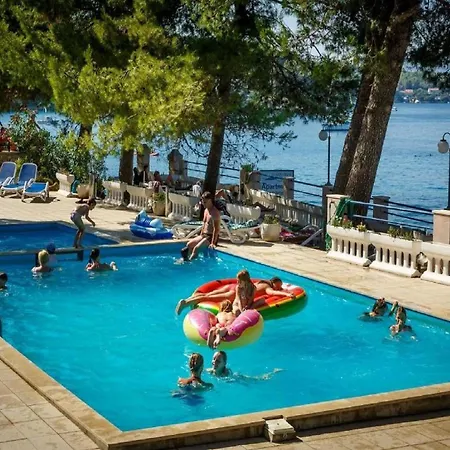 Lumbarda Resort Apartments Apartment *